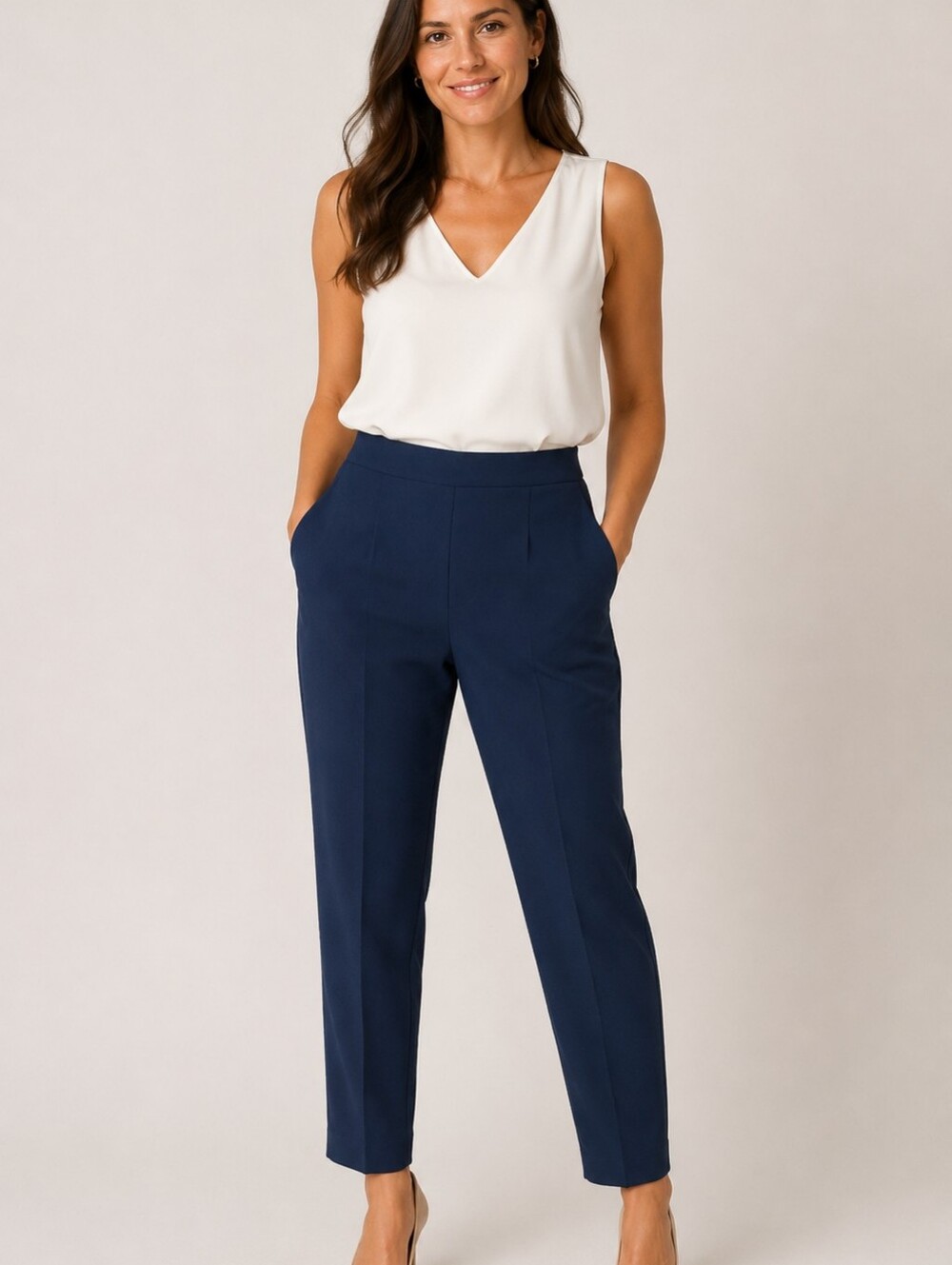 Danielle B Tapered Leg Black Women's Cigarette Pant. Size 6/8